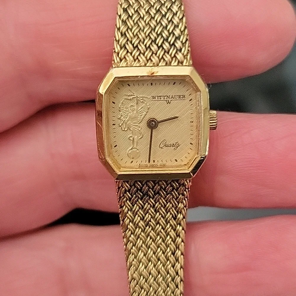 Ladies GT Wittnauer 1970’s Angel Of Lighting Watch Gold Tone Need New Battery